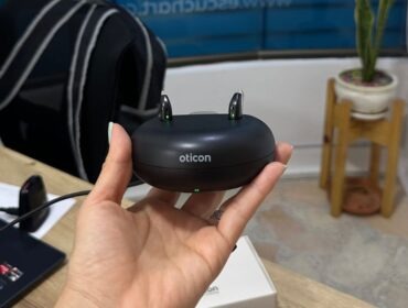cali audifono recargable